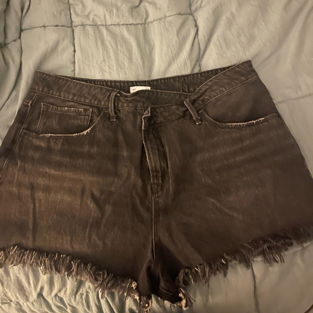 Good American ack fringe shirts size 15 with the off center button.